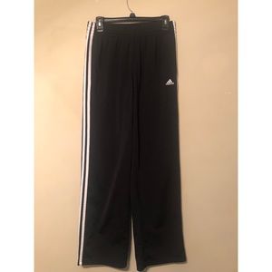 Adidas track suit pants size: M